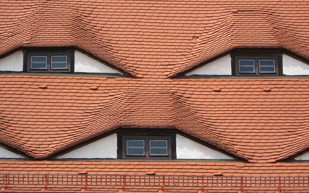 roof-2186267_1280.jpg